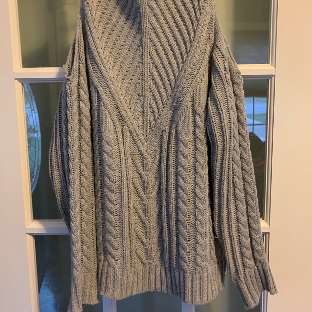 Cable knit gray cold shoulder sweater